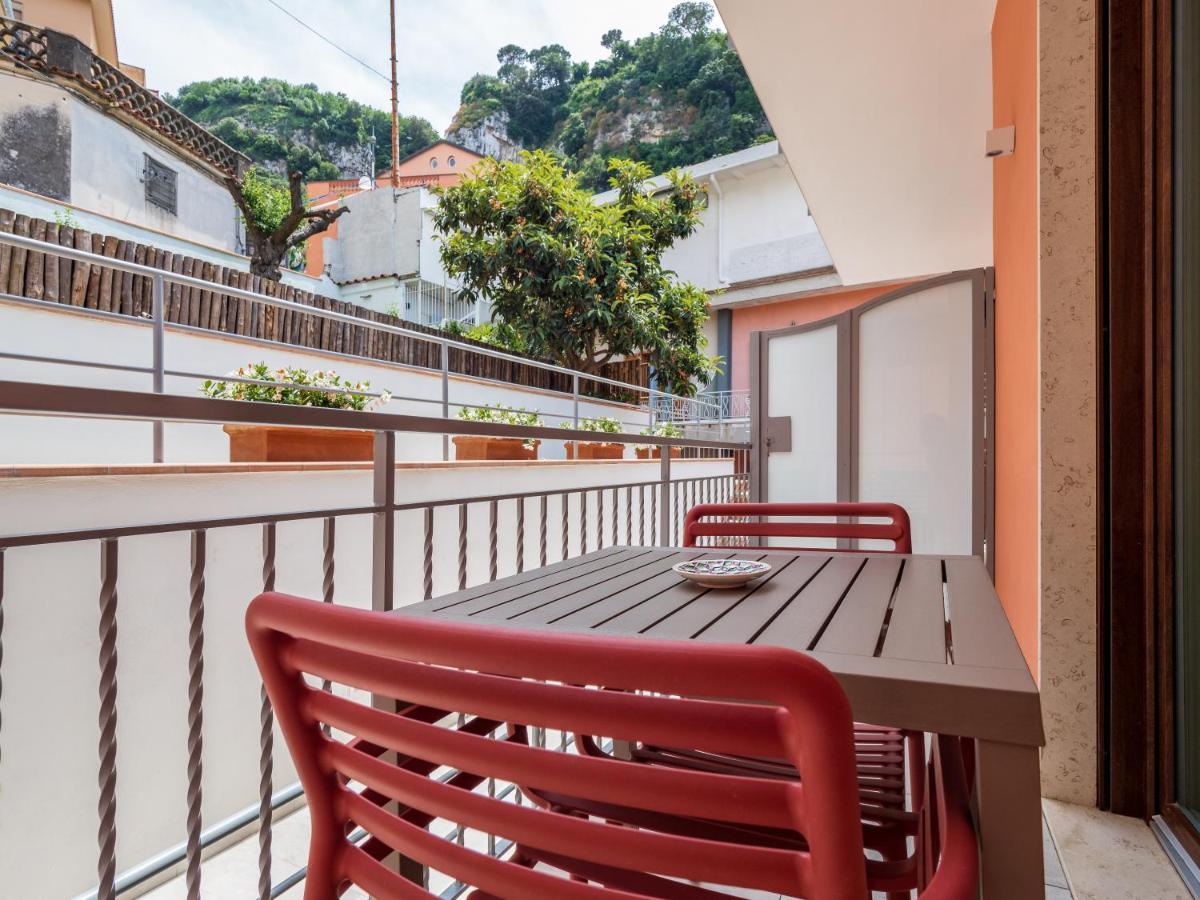 Futura Smart Flat - De Vivo Realty Sorrento Apartman Kültér fotó