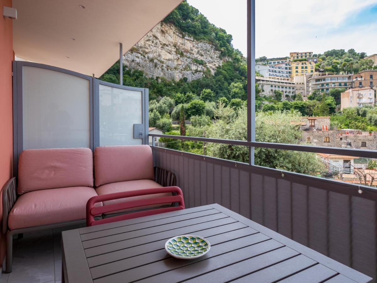 Futura Smart Flat - De Vivo Realty Sorrento Apartman Kültér fotó