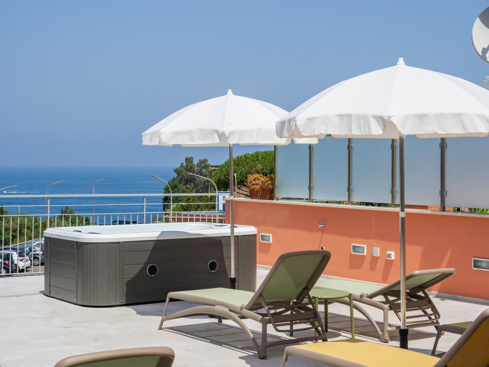 Futura Smart Flat - De Vivo Realty Sorrento Apartman Kültér fotó